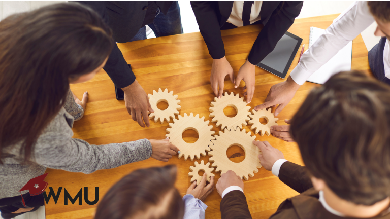 From Strategy to Execution: Master Social Media Management with Our Certification Courses